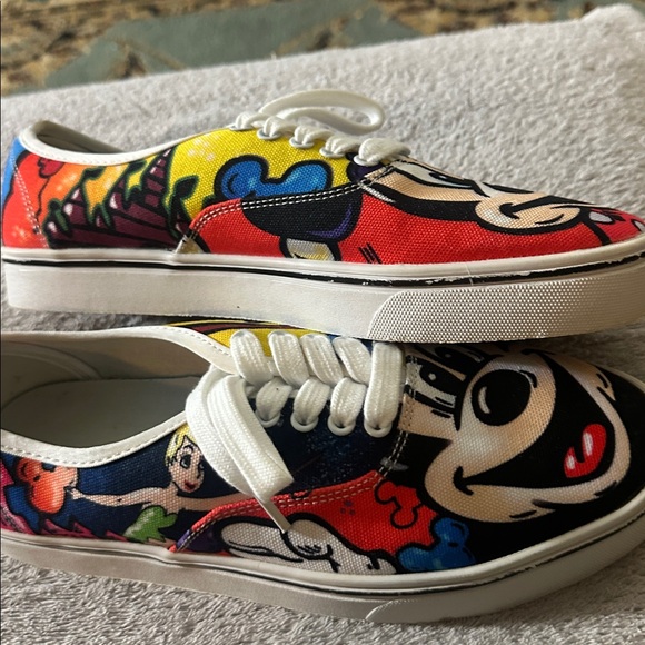 Colorful Cartoon Character Shoes size 10.5 women or size 9 men. NWOT - Picture 3 of 5